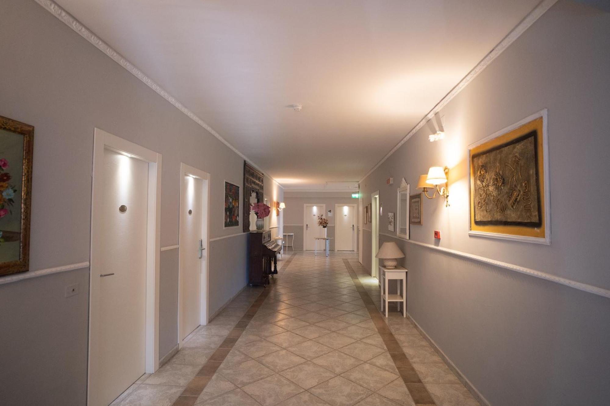 Hotel Caribe Casalnuovo Di Napoli Esterno foto